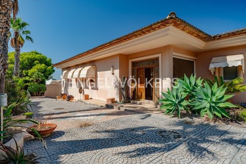 Villa i Altea, Alicante, Altea - € 790.000 | Ref: W-02ZFOG - foto 2